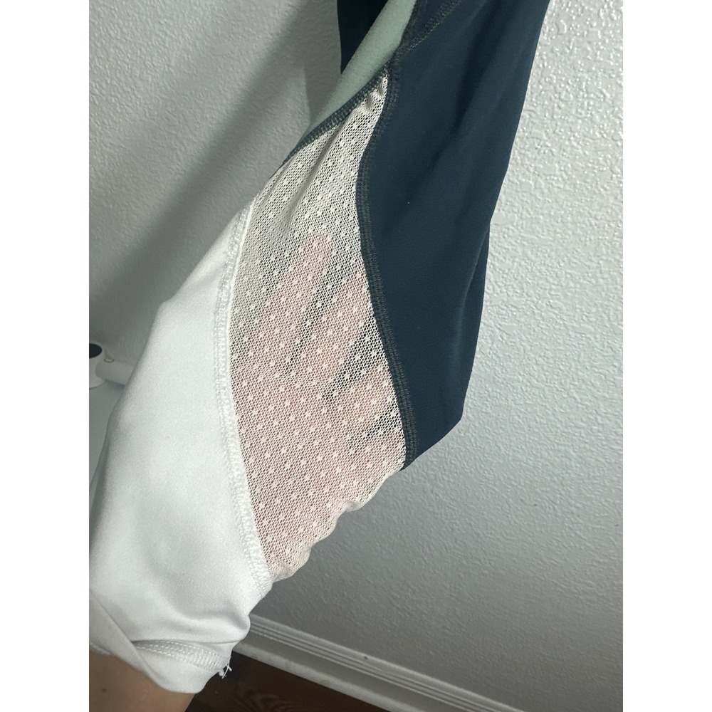 Athleta  Salutation Leggings Teal Green White Colorblock Mesh Performance  XS - Picture 4 of 8